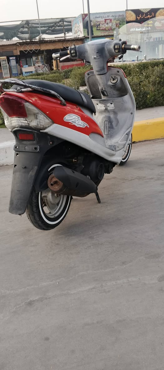 السلام عليكم دراجه ماكس منغولي للبيع مكينه بلاديه 49 شلعه ومعدل خير من الله سلف  وهندر كهربايات كلهه كامله اي نقص مابيهه السعر 550وبيهه مجال المكان بغداد الشعب وهاذه رقمي ***********
