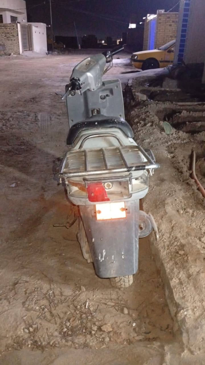 دراجه للبيع 60 بيكم رايتها ب 80,000 وبيها مجال***********
