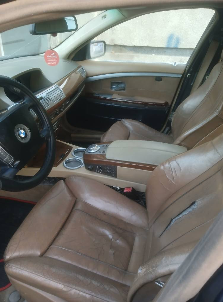 سلام عليكم بي ام باخره ٢٠٠١ محدث ٢٠٠٨ محرك وحجم ٧٤٥ لون نيلي رقم دهوك انكليزي باسمي سنويه ٢٠٢٩ السياره بيها قماره مبدله من التكم شغل راقي جدا سعر ٩٥ بدون مراوس بيع فقط تحويل ثاني يوم مكان السياره بغداد شعب شارع الصحه *********** بغداد, العراق
