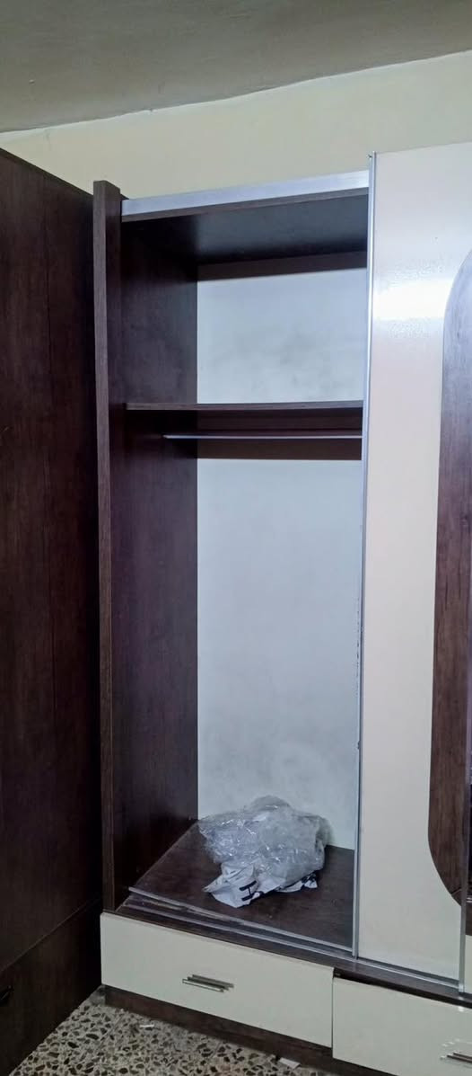 للبيع
غرفه نوم 9قطع 

نظافه  95%


**إذا كنت صاحب هذا الإعلان وتريد حذفه لأي سبب، رجاءا أرسل رسالة إلى الدعم الفني**