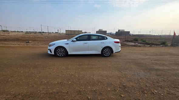 سلام عليكم اوبتمه للبيع او مراوس اب سورنتو  خليجي مديل 2020 كفاله عامه مكينه 2400 بسمي تحويل مباشر 
حساسات امامي خلفي 
شاشه كامره
تبريد قطعتين 
كير مكينه كفاله صدر جديد سياره خير من الله 
بيه منضومه زنون جاهزه مال جناي مكاني كوت *********** 
السعر 205 وبيه مجال
