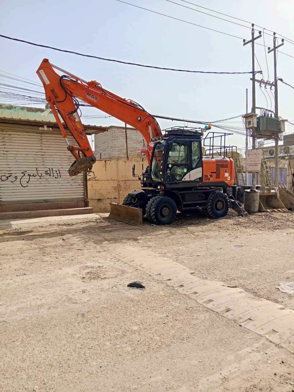 حفاره هيتاشي بي فايف مكفوله كفاله عامه رقم اربيل بأسمي سجينه ركائز بلادي شاصي مكفول مكاني ديوانية  ***********
