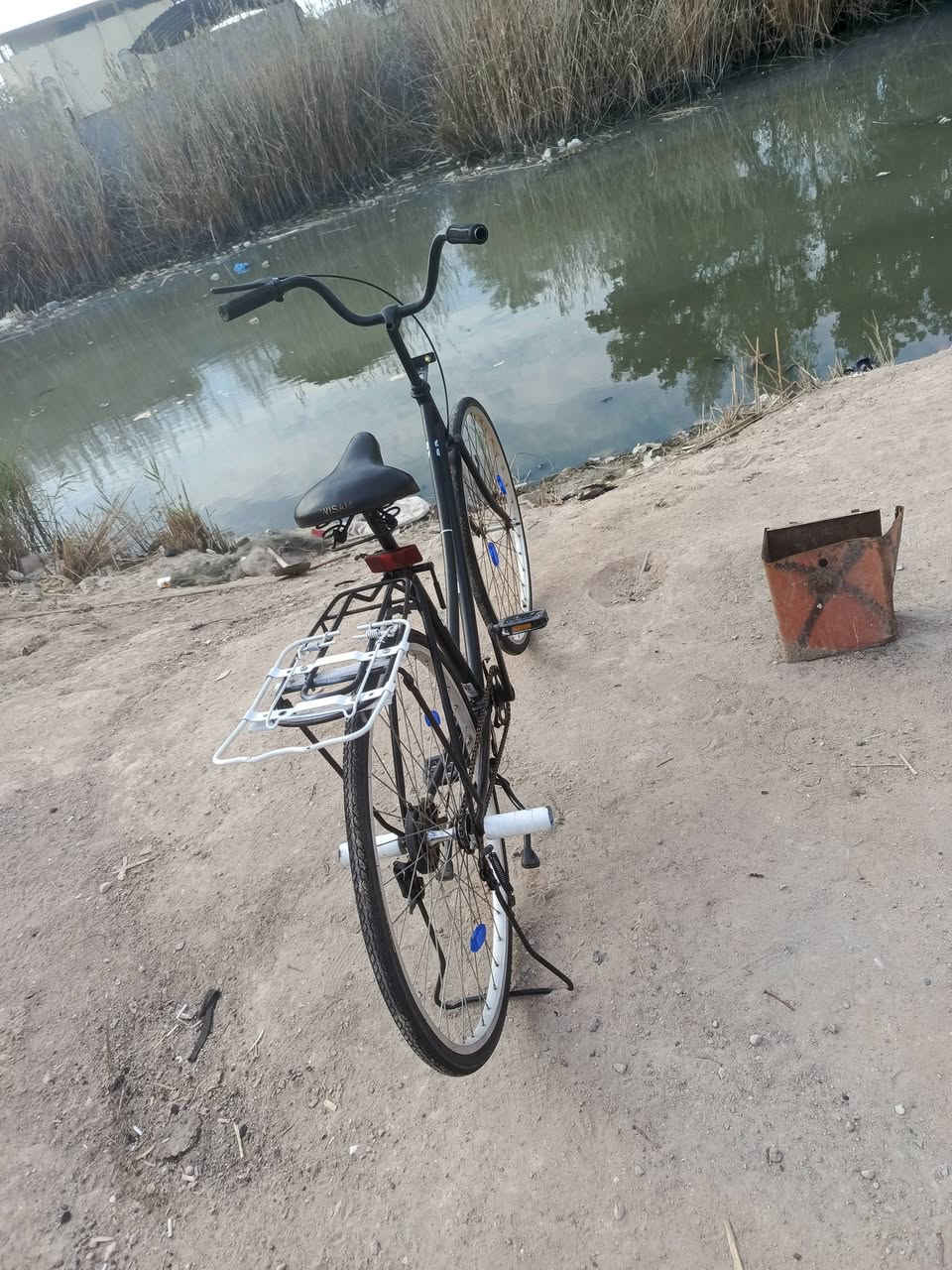 سلام عليكم 
حجم 27 للبيع مكاني ابو الخصيب عويسيان يم مركز شرطة البراضعية سعر 60 وبي مجال


**إذا كنت صاحب هذا الإعلان وتريد حذفه لأي سبب، رجاءا أرسل رسالة إلى الدعم الفني**