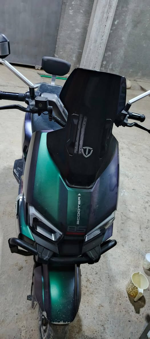 السلام عليكم 
يوجد ماطور شحن للبيع استخدام قليل جدا مشتري قبل شهر نظافه ١٠٠/١٠٠  السعر مليون وربع وبيه مجال عنوان الدجيل الرقم اتصل ***********
