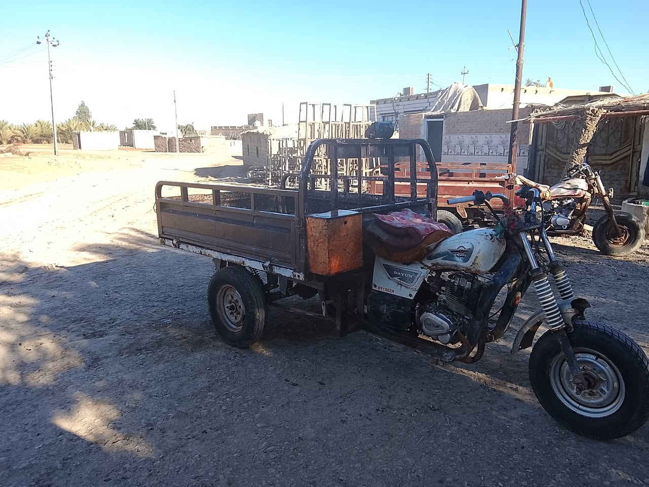 سلام عليكم ستوته للبيع موديل 12 اوراق السعر 800او بيه مجال لطيبين 
  المكان سوق الشيوخ ناحيه الطار الرقم ***********
