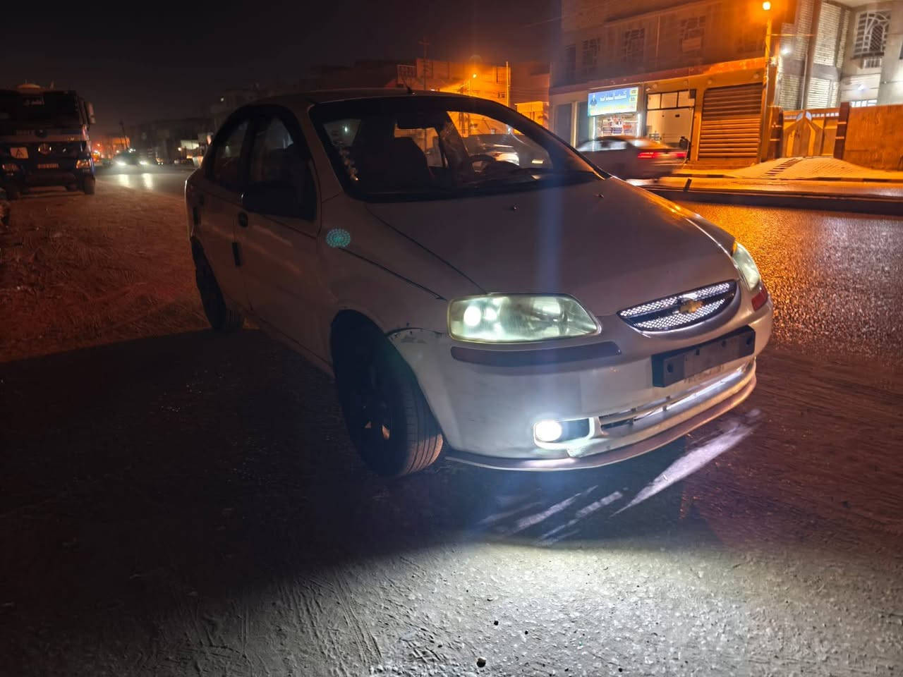 السلام عليكم للبيع افيو 2004 خليجي محرك مفتوح المرغوب كير اوتو رقم نجف انكليزي بسمي سنويه لل2031جام كهرباء كهربائيات كله شغال تبريد شغال السيارة بيه تخم ويلكب مع تخم تاير  حداديه جديده السيارة بيه خياسات بصيطة السعر 39 بيه مجال عنوان نجف  كوفه حي ميسان للاستفسار الاتصال بل رقم ***********
