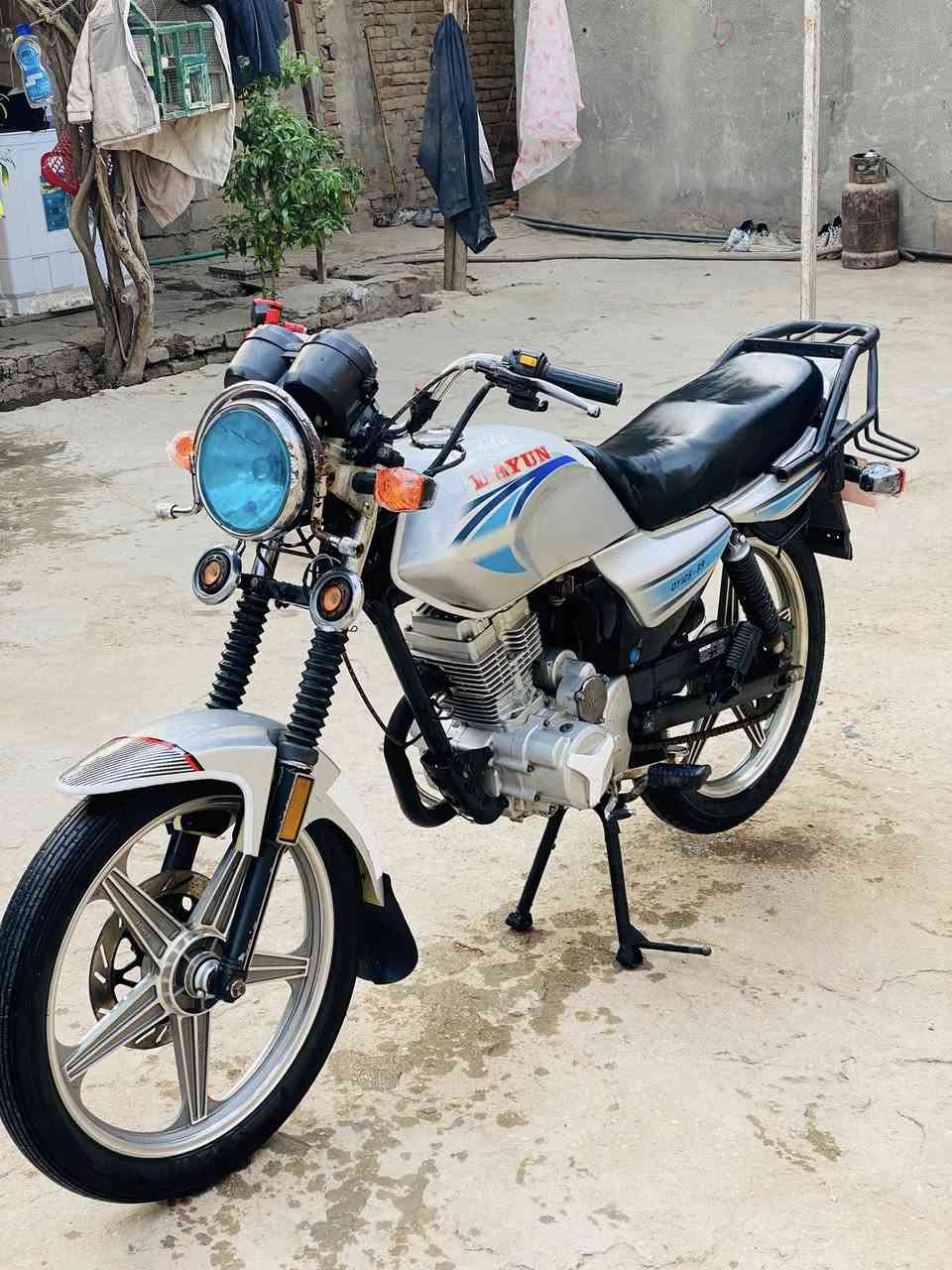 للبيع مديل ٢٠ اورق سكنر ٦٠٠ وبيه مجال مكان بابل سده الهنديه ***********
