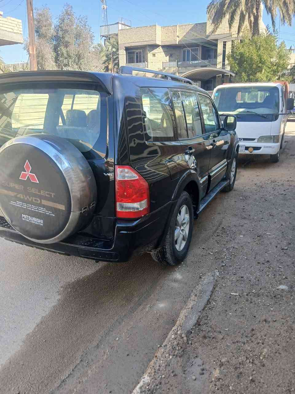 السلام عليكم باجيرو للبيع ٢٠٠٦كير محرك واكسل مكفولات  رقم بغداد انكليزي السنويه جديده ٣٠ بسمنه بيه مكانات صبغ ابيع احزام السعر ٧٠ بيه مجال مكاني بغداد الزعفرانيه ***********
