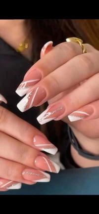 بنات اشتغل ابيتي وعندي الكم عروض تجنن حفافه ٥ اكرلك ١٥ جلش ٥ تنضيف بشر...