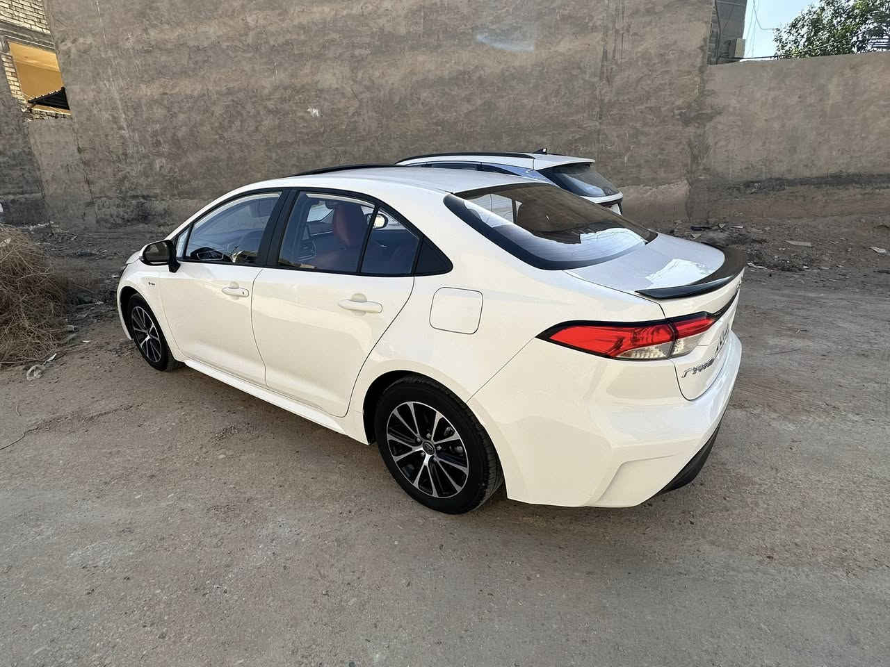 كورلا 24 مكفولة ماشية 35 
رقم بغداد فول مواصفات 
مراوس مع جيب 2014 او 2015 فقط


**إذا كنت صاحب هذا الإعلان وتريد حذفه لأي سبب، رجاءا أرسل رسالة إلى الدعم الفني**