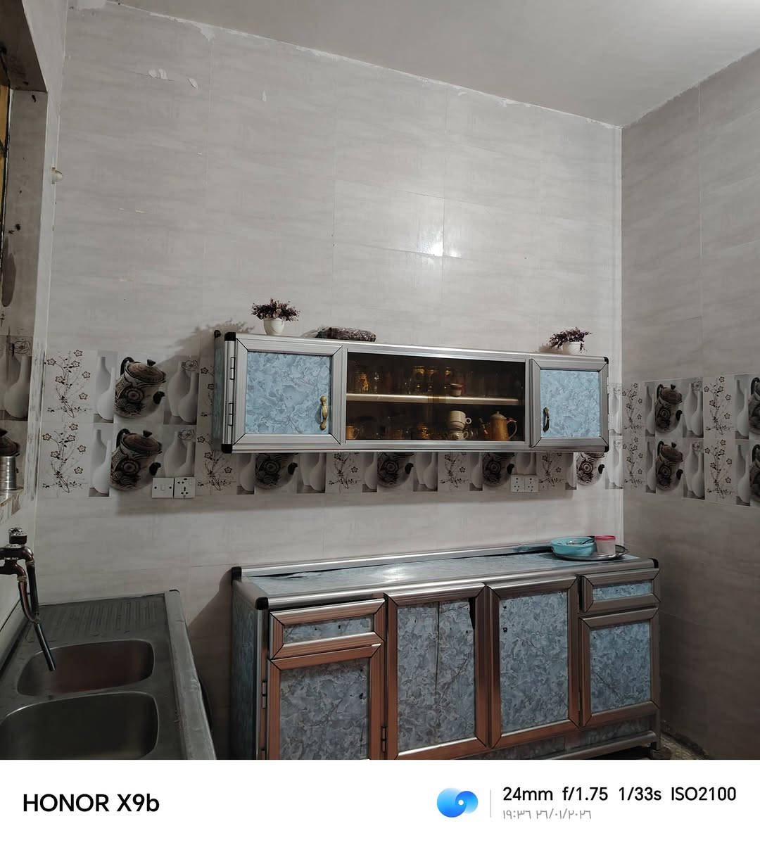 السلام عليكم  بيت للبيع زراعي وراء دائره الكهرباء بيت كامل على اخر حبايه، مساحه 160 🌳***********
