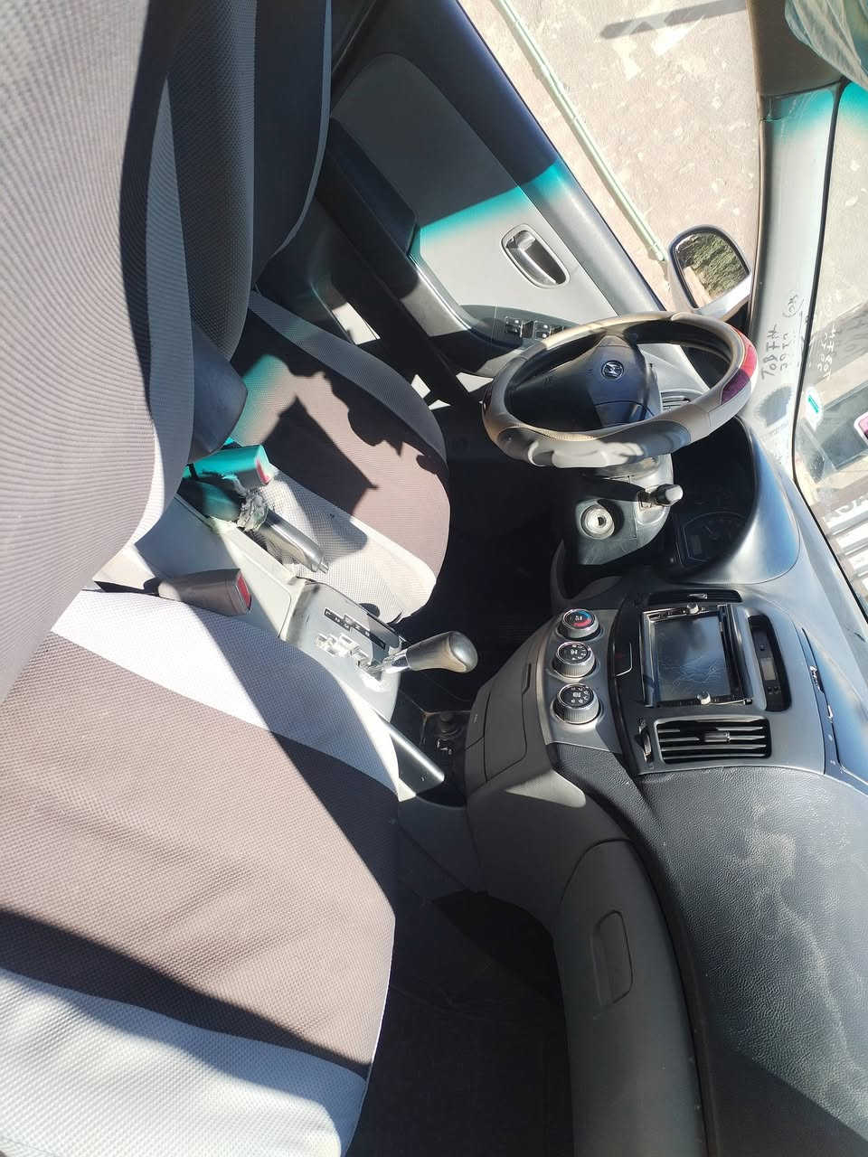 افانتي موديل 10مثنى انكليزي بيه قطعتين تبديل وبيه جراد مكينه 1600دكشن عالي وكير وحداديه كفاله تبريد تخم تاير جديد سنويه لل 29السعر 92وبيه مجال العنوان الديوانية قضاء عفك


**إذا كنت صاحب هذا الإعلان وتريد حذفه لأي سبب، رجاءا أرسل رسالة إلى الدعم الفني**