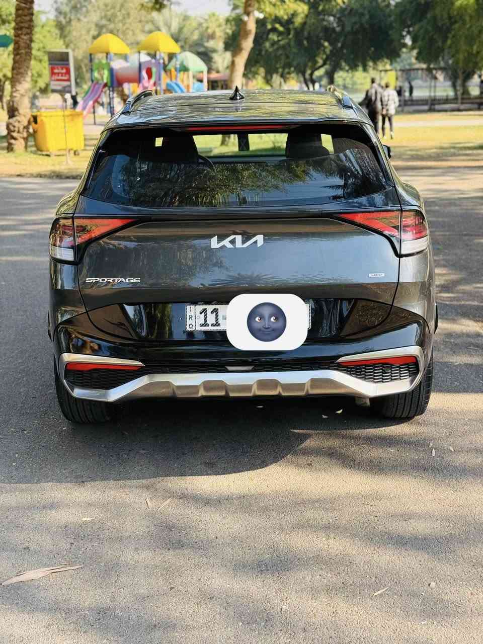 سبورتج هايبرد sx برستيج 2024
فوووووول مواصفات القفله مال سبورتج
نظام هايبرد هجين كهرباء وبنزين 
محرك 1.6 اربعه سلندر تيربو فول شلعه لان بالدوسه الكهرباء والبنزين سوه يشتغلن
بدون سلف وكمبريسر كهرباء يعني ميفصل وميسوي ثگل ع المحرك وماكو اي دوانز
(رقم مميز) بغداد وبأسمي
السياره وارد امريكي بدون ايربااااك بدوون قطرررره صببببغ
حادثها صندوك الخلفي تبديل نفس اللون والجاملخ راجع بارد والبدنه كذلك عى البارد 
شررررط الفحصصص وصور الحادث مرفقه
حتى كتلوكاتها وياها
ماشيه (١٨الف)
السياره مابيها اي نقص الحمد لله
المواصفات :
1- شاشه دجتل 4 اشكال مختلفه للكيجات
2- كامره 360 درجه (4 كامرات)
3- حساسات امامي وخلفي وتوقف ذاتي
4- اهتزاز الاستيرن كتحذيررر
5- رادار تفاعلي يعني تزيد السرعه وتتوقف حسب السياره الي كدامك بدون اي تدخل منك
6- نظام الحفاظ على المسار يعني الاستيرن يفتر مع خطوط الشارع ( قياده ذاتيه ذكيه )
7- رادارات جانبيه وتحذير وتوقف عند مرور شي من خلف السياره مع تحذير اذا فتحت الباب تريد تنزل وسياره جايتك 
8- الكامرات الجانبيه مثل مموضع مع الاشاره تشتغل كبالك بالدجتل 
9- بانوراما كامله 
10- كشنات لون احمر بلاد + كهرباء + تدفئه تبريد وتدفئه الاستيرن ايضاً + كشن السائق يتقدم عن الصعود ويرجع عند النزول تلقائي 
11- تشتغل وتتقدم وترجع من الريمونت (البصمه)
12- اكبر شاشه بالاسبورتج تجي وتدعم الابل كار بلي واندرويد اوتو 
13- ماسحات جام تلقائيه + اللايت العالي تلقائي
14- الصندوك كهرباء + يفتح عند الاقتراب
15- هاند بريك كهرباء + اوتو هولد ( بريك ثابت بدوسه واحده )
16- لد اناره بالدشبول متعدد الالوان
17- ترحيب عند الاقتراب مع ترحيب داخلي
18- خزن ميموري كشن السائق 
19- شفتات كير عادي بالستيرن
20-شحن لاسلكي ( وايرليس)
21-تبريد قطعتين
22- دفع رباعي تلقائي 4*4
23- التوقف الذاتي اذا تأخرت بالبريك
24- نظام صوتي harman kardon فول نقاوه ودمام
25- وضعيات القياده ايكو وسمارت وسبورت
26- رادارات اماميه وخلفيه وجانبيه وايضاً النقطه العمياء 
مكاني بغداد الدوره
 رقم الهاتف ***********
متواجد اتصال 
السعر (243 ورقة) وبيها مجال وبالعافيه على الياخذها والصور تحكم وبالحقيقه بعد احلى
