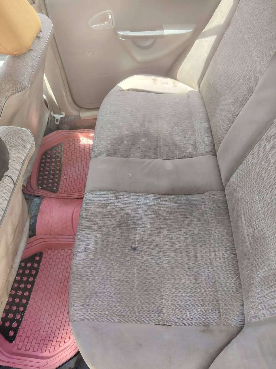 سلام عليكم كيا برايدللبيع
الموديل 93 كير اوتماتيك 
السعر 23 ورقة وبيها مجال 
مكان السيارة النجف الأشرف 
رقم السيارة بغداد ألماني
الكير والمحرك بحالة جيدة
رقم صاحب السيارة
*********** غسان ابو غدير

