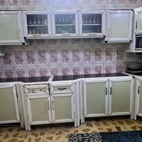 عندي كونتر 16متر قوي وجديد بس الجرارات ثنين خربانات الون الكونتر مارون...