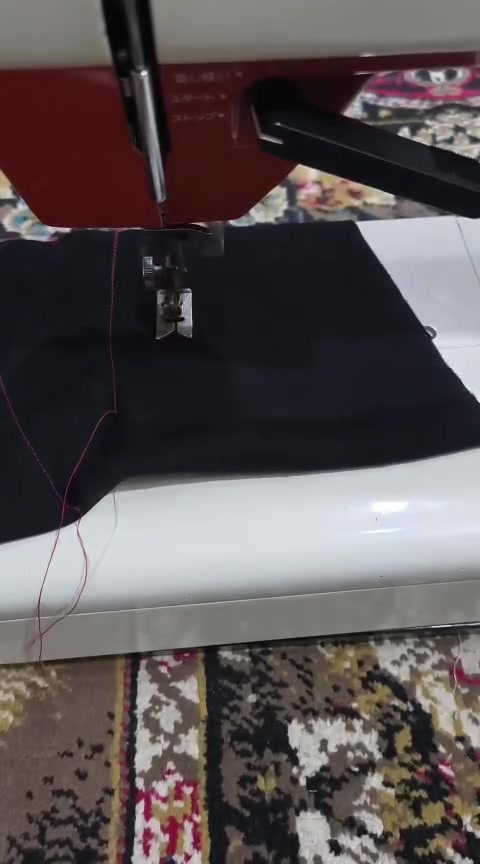مكينة برذر ياباني خياط وتطريز كومبال أم الجنل مكينة إستعمال قليل
سعره 90 وبيه مجال
لتواصل على الخاص


**إذا كنت صاحب هذا الإعلان وتريد حذفه لأي سبب، رجاءا أرسل رسالة إلى الدعم الفني**
