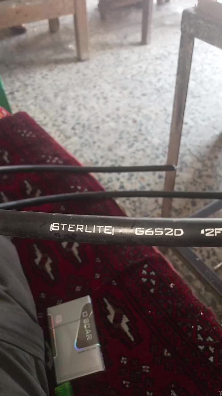 السلام عليكم/للبيع كيبل ضوئي الكميه (٤٥)بكره استندر /عددالامتار ٦/كيلو مايعادل ٦٠٠٠/متر /للبكره الواحده /للاتصال والاستفسار على الرقم واتساب (***********)
