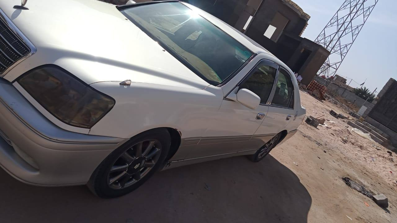 جنون ادوات للبيع كصه فقط قماره سياره نضيفه عنوان بصرة الهارثه سعر 45 وبيهه مجال ***********
