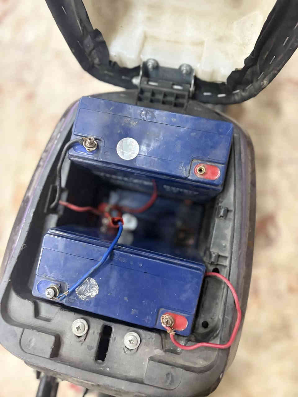 سلام عليكم دراجة آر ٩البيع نضيفه عطل البطارية سعر 200 قفل مكاني البصرة
*********** واتساب
