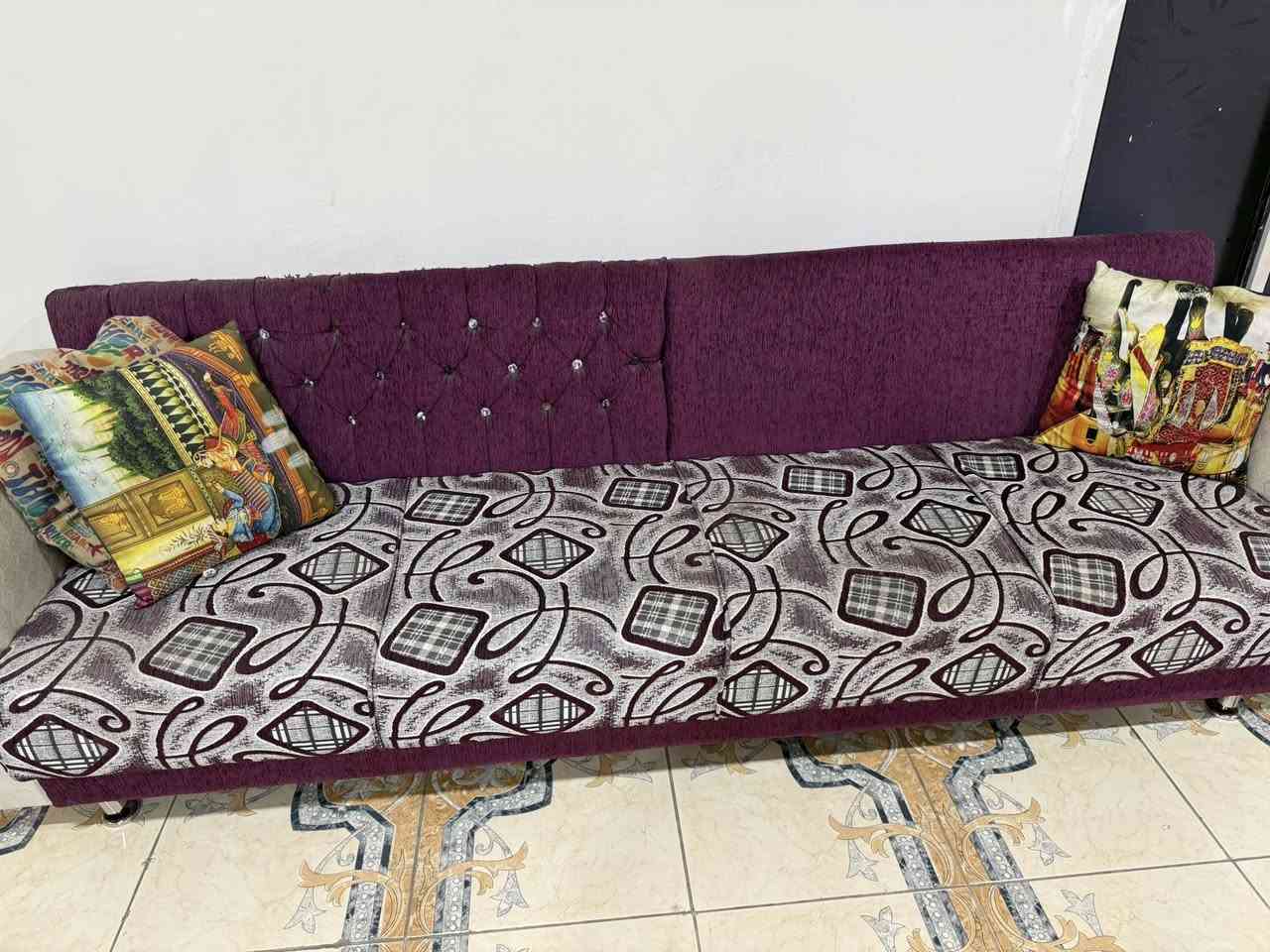 سلام عليكم
طخم قنفات للبيع 8مقعد 
3مقعد عدد2
2مقعد عدد2
نظيف جداً سفنج ودوشمة
بغداد /حي الجهاد 
هـ/***********
متواجد واتساب 
السعر/400
