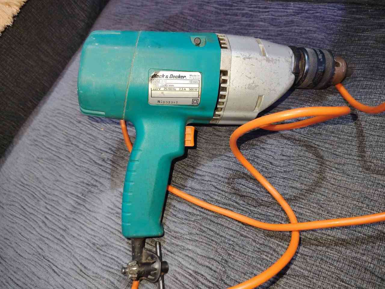 السلام عليكم 
دريل بلاك اند ديكر صناعه فرنسي  طوبه ١٣ ملم سرعتين و همر وياه و اتجاه واحد


**إذا كنت صاحب هذا الإعلان وتريد حذفه لأي سبب، رجاءا أرسل رسالة إلى الدعم الفني**