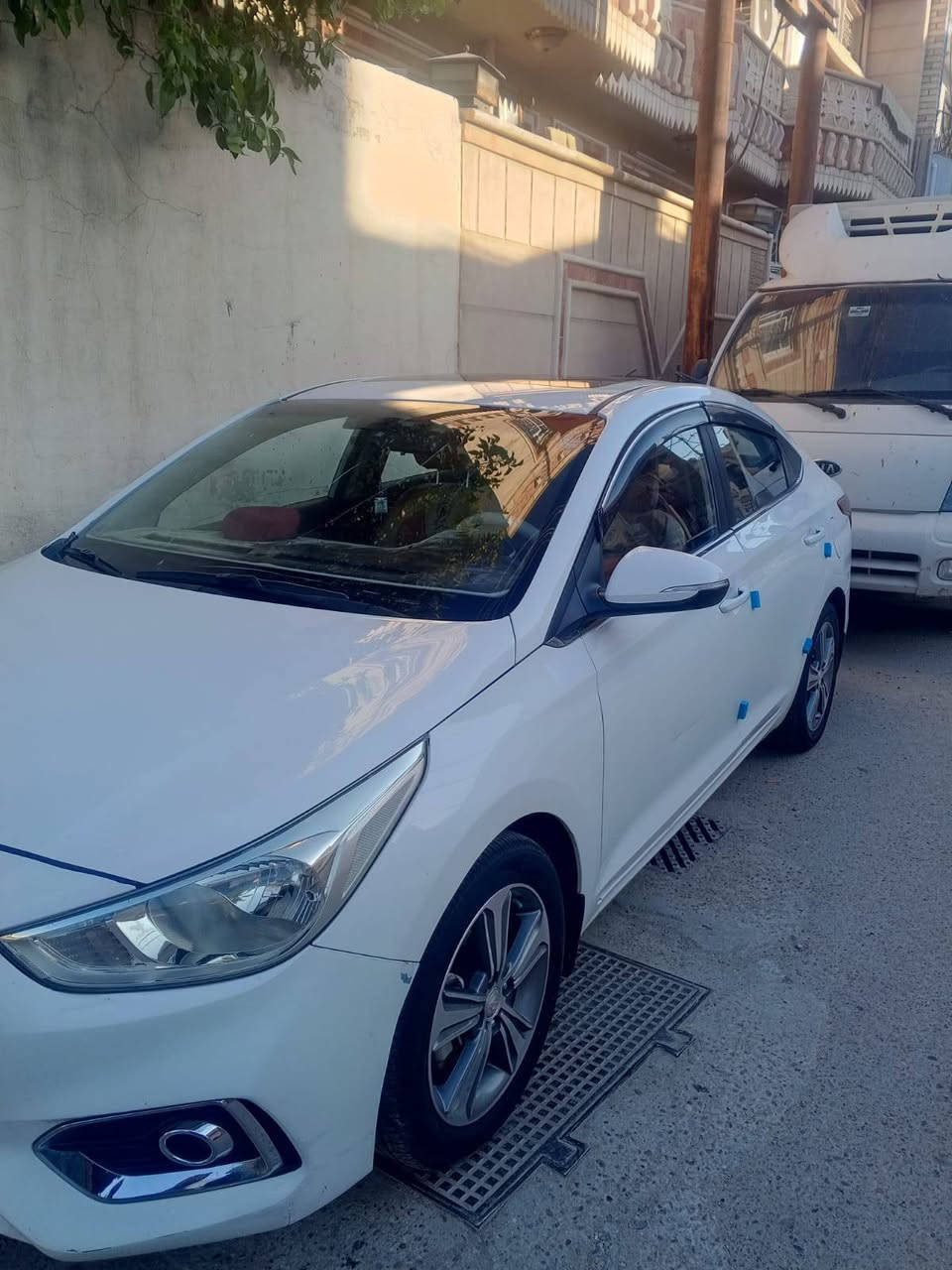 سيارة اكسنت 2019 خليجي مكفول اسبرير منازل تايرات ع وضع شركة رقم سليمانية بأسمي رقم انكليزي السعر 125 ماشيه 110 للتواصل ع رقم هاتف *********** العنوان بغداد
