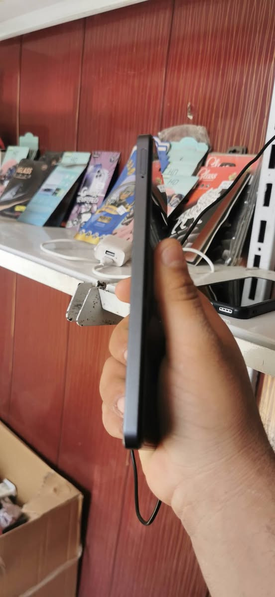 جهاز ريلمي نوت 50 للبيع 

ذاكره 64

رام 4+4

السعر 100وبي مجال 

للستفسار علا الرقم ***********
