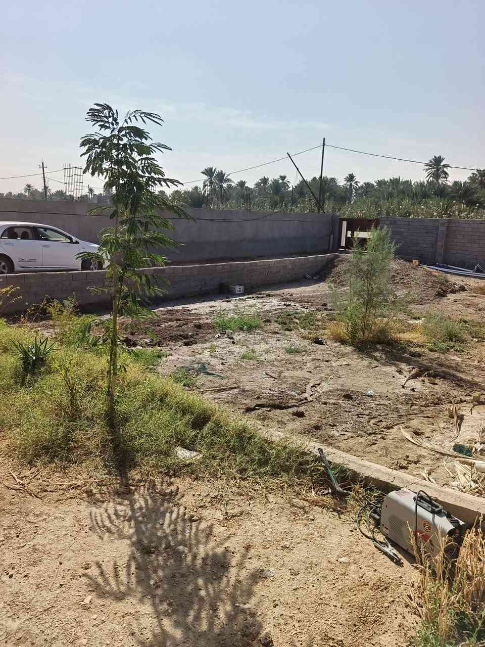 بيت للبيع مساحة الكليه700م تحت البناء110م منطقة عون ع شارع المحافظ رقم صاحب البيت***********
