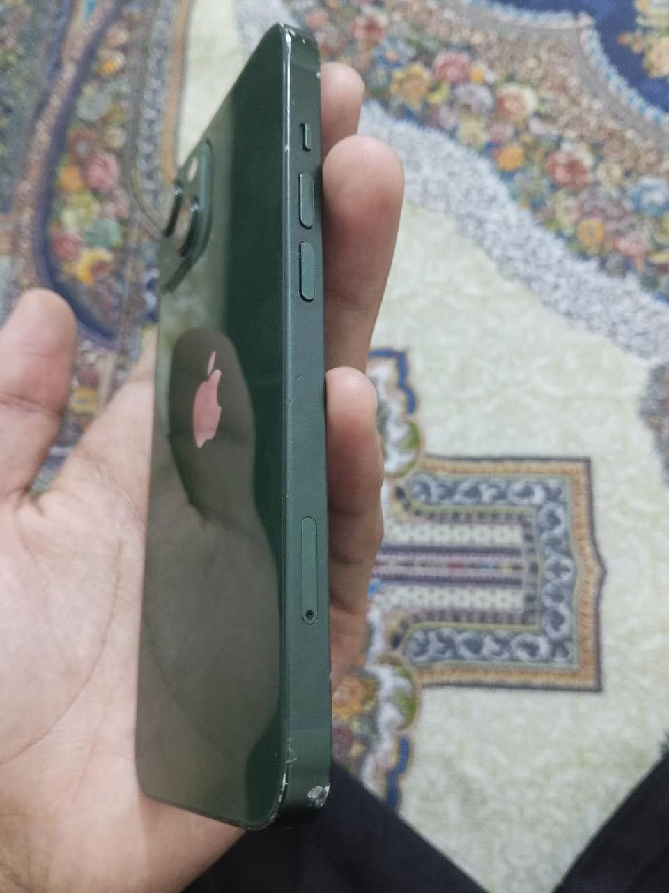 13عادي ذاكرة 128 بط86 ممفتوح الجهاز بلادي بس بي كسر بل كلاس ومامأثر على لمس موضح بالصور وخدوش  بالشاصي 
مكاني بغداد بلديات


**إذا كنت صاحب هذا الإعلان وتريد حذفه لأي سبب، رجاءا أرسل رسالة إلى الدعم الفني**