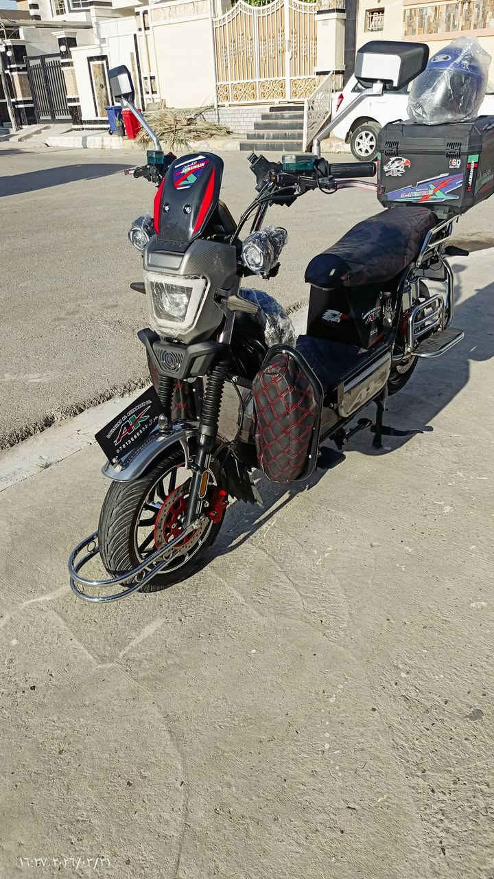 للبيع دراجه شحن الاخوين 2026 +خوذه +جادر +مضخم +شحنة) 860الف بيمجال شي قليل شراي تصال بدون مدهر) ***********
