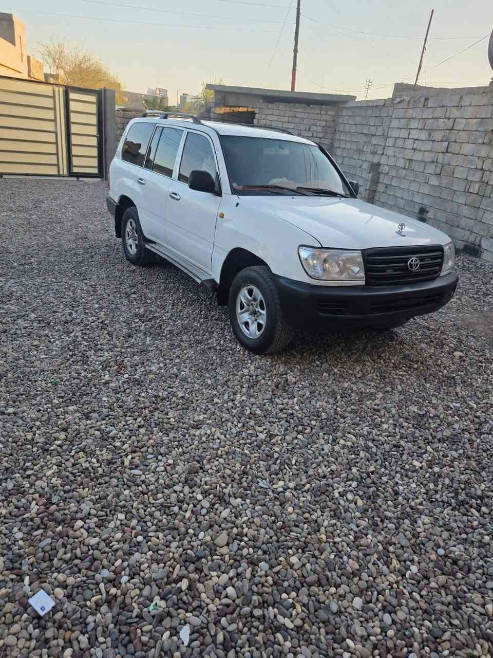 لاندكروز 2004 سلك كير عادي محرك بلادي كاز سوبر دبل تانكي بيه معاملة تسجيل بغداد سعره ٦٥ وبيه مجال مكاني بغداد
تلفون ***********
