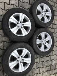 تخم ويل مع تاير حجم ١٧ للبيع السعر ٢٢٥ الف ٠٧٧١٤٣٤٣١٣٩