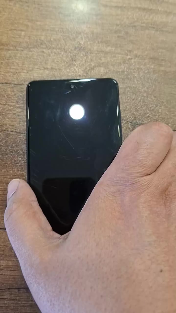 السلام عليكم.
متوفر جهازين للبيع 
A71 
NOTE 10 +   بي فقط الكامره الخلفيه ماتشتغل ومرات تشتغل 
***********
