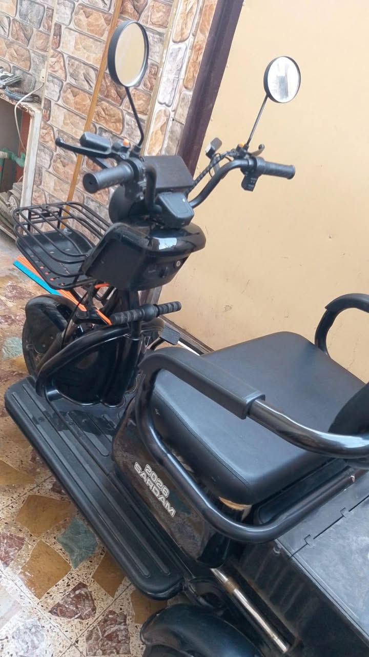 السلام عليكم ورحمة الله وبركاتة
ماطور شحن معوقين فول مواصفات، جديد ما صار له خمسة أشهر من اشتريته.
السعر 700 ألف... 
الاستفسار اكثر الاتصال عالرقم 
***********
