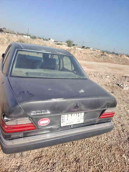 سلام عليكم سياره مارسدس دب
باسمي مكينه محور فيشه وبطل
 سعره 32
***********
