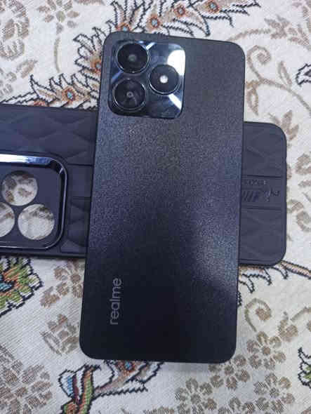 موبايل realme c53 ذاكره 128 جهاز نضيف مال بيت سعر 80 بي مجال شراي خابر
***********
كركوك حي عسكري
