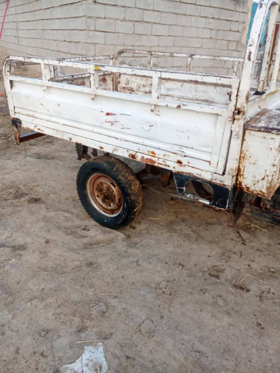 سلام عليكم ستوته للبيع جاهزه بيه لحيم بل ركبه
( كلك)  مكان الشطره قرب الساده الغوالب
السعر 550 وبيه مجال اتصال عل رقم مكلف بل نشر
***********
