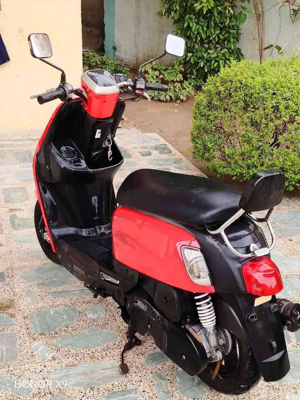 السلام عليكم
بوليس مسطره موديل 13 للبيع دراجه حلوه لا تنقيص لا تبخير مكينه ممفتوح منه برغي واحد اكفله الك  كفاله عامه السعر  ترهم مراوس بمنغولي حديث واطي فرق وباقي التفاصيل خاص حبايب رقم ***********

اعتذر عل اطاله 👍🏻
