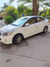 سياره اكسنت خليجي 2016 بيهه ثلاث قطع صبغ بدون دواخل كير ابو القطرتين م...