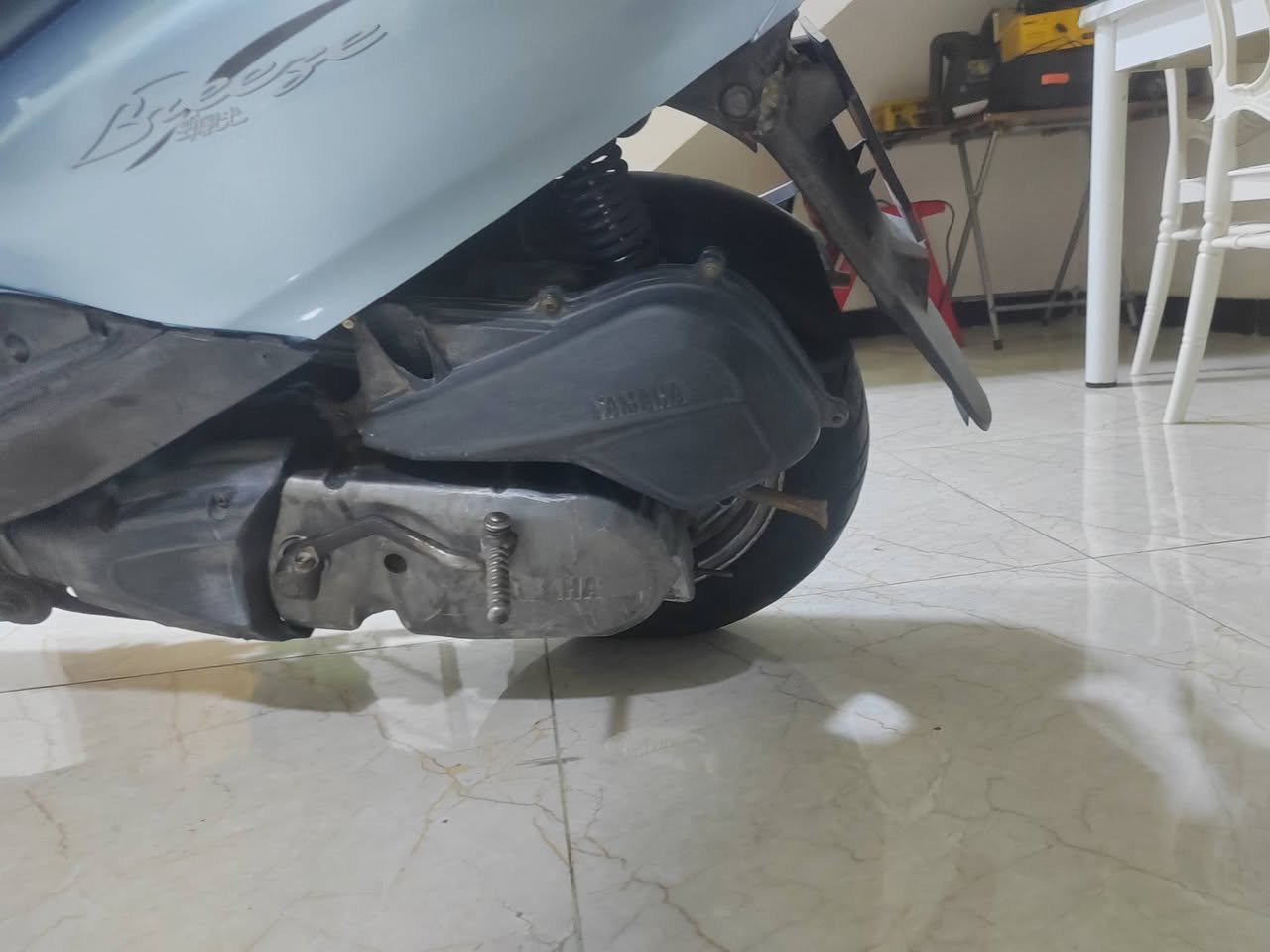 سلام عليكم دراجه بريز للبيع كامله مابيه نقص نكره سلف مكينه ناعمه السعر ٥٥٠ وبيه مجال المكان الدوره الرقم ***********
