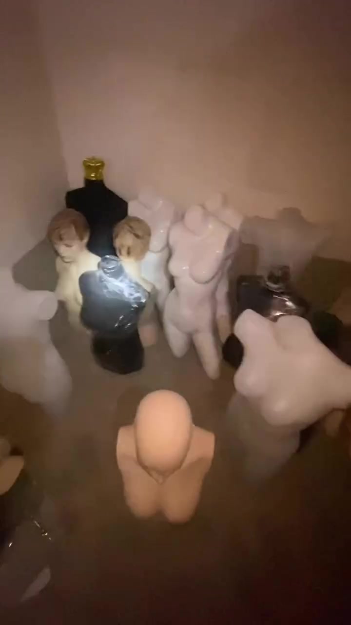 سلام عليكم
عندي مليكانات اخت الجديده للبيع ونفس ماموضح بالفيديو 4نوعيات موجود كامله 3قطع واكو نص  وكل وحده وسعرها للتواصل على الخاص او على الوتساب ***********
