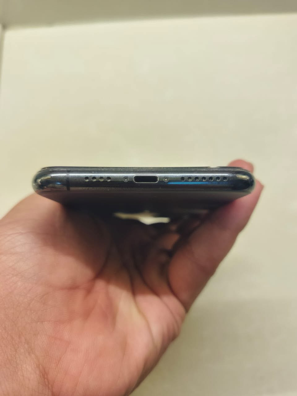 السلام عليكم آيفون 11برو ماكس
نضيف كلش محدث iOS 26.5

ويدعم التحديث iOS 27

البطاريه 95بلادي السعر 400

وبي مجال قليل للطيبين المكان بغداد 

***********
