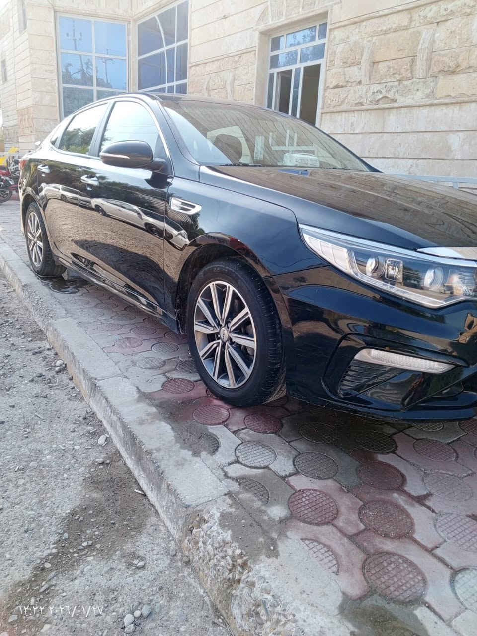 السلام عليكم ابتما موديل 17وارد امريكي بيه بس بونيد وصور الحادث من ضمن المشور  والسونار موجود رقم سليمانيه والسنويا 28 السعر 126 (***********)
