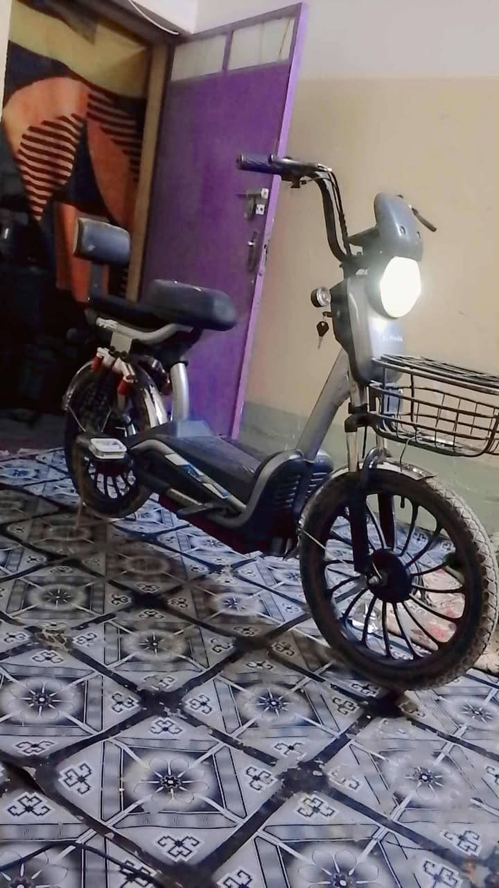 مطور شحن البيع شغال علئ فحص سعر200 والشراي تصل علئ رقم  ‏‪***********‬‏
