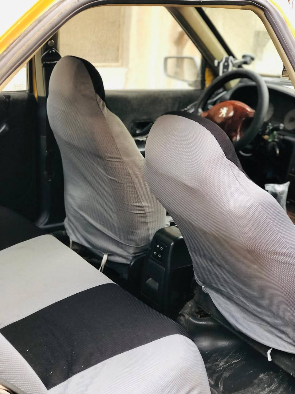 السلام عليكم بيجو بارص 2015 حداديه جديده تخم تاير جديد محرك كير  السياره بيها ضربه بجم بس مو قويه مبدل بنيد وجاملغات وهسا بيها طخه بلدعاميه مثل مموضح بلصور تبريد عوزه راديتر وغاز منضومه جديده بلكات واير بلك نوزل كله جدد قايش جديد باتري جديد  عوزها ترتيب السياره مكاني بغداد الكراداه السعر35وبيها مجال وترهم مراوس بي ام اوبل


**إذا كنت صاحب هذا الإعلان وتريد حذفه لأي سبب، رجاءا أرسل رسالة إلى الدعم الفني**