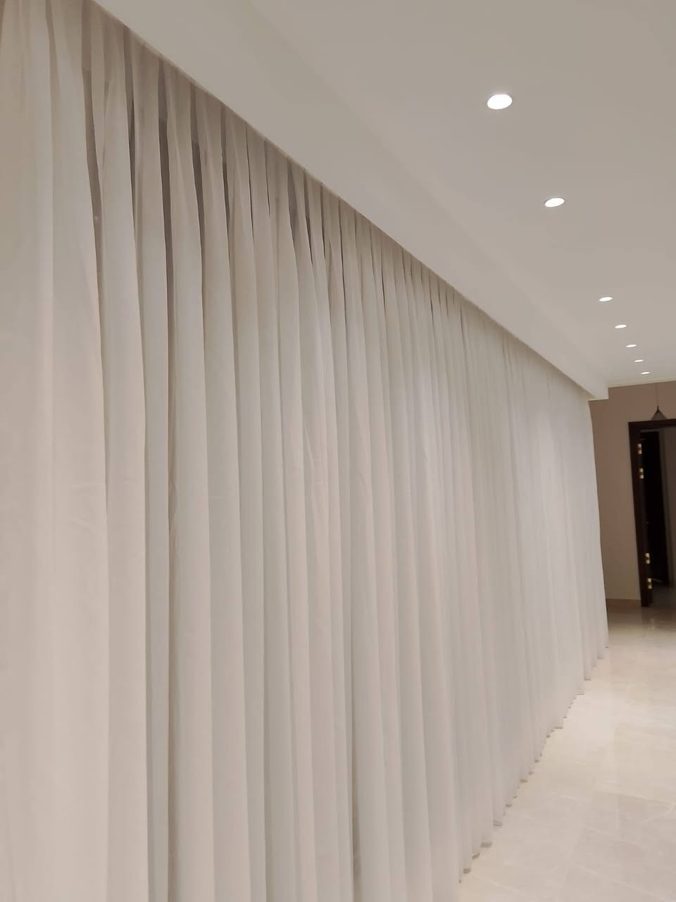 #ستائر الكوخ 
🧿🇮🇶
🚖توجد خدمة توصيل ويوجد كادر ياخذ المساطر للمنزل
 "الديكور المثالي لكل زاوية في منزلك”

#وكلاء_ماركات_تركيه_عالميه🌍

افخر واجود انواع الاقمشه التركيه 🇹🇷
⛔ لانتعامل بالاقمشه التجارية

بضاعتنا بسعر الجملة كونها استيرادنا الخاص 🔥

👷🏼يوجد كادر لأخذ القياسات 

البيع 👈 #جملة ، #مفرد 👉

🚖توجد خدمة توصيل لكافة محافظات عراقنا الحبيب🛍

🏠 العنوان 🏠
بغداد الغدير
( واتساب )
***********  هاتف خدمة الزبائن 1
***********  هاتف خدمة الزبائن 2
