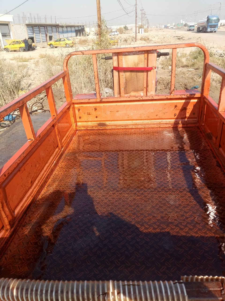 سلام عليكم ستوته لابيع عنوان كربلاء لاستفسار الاتصال عل رقم***********
