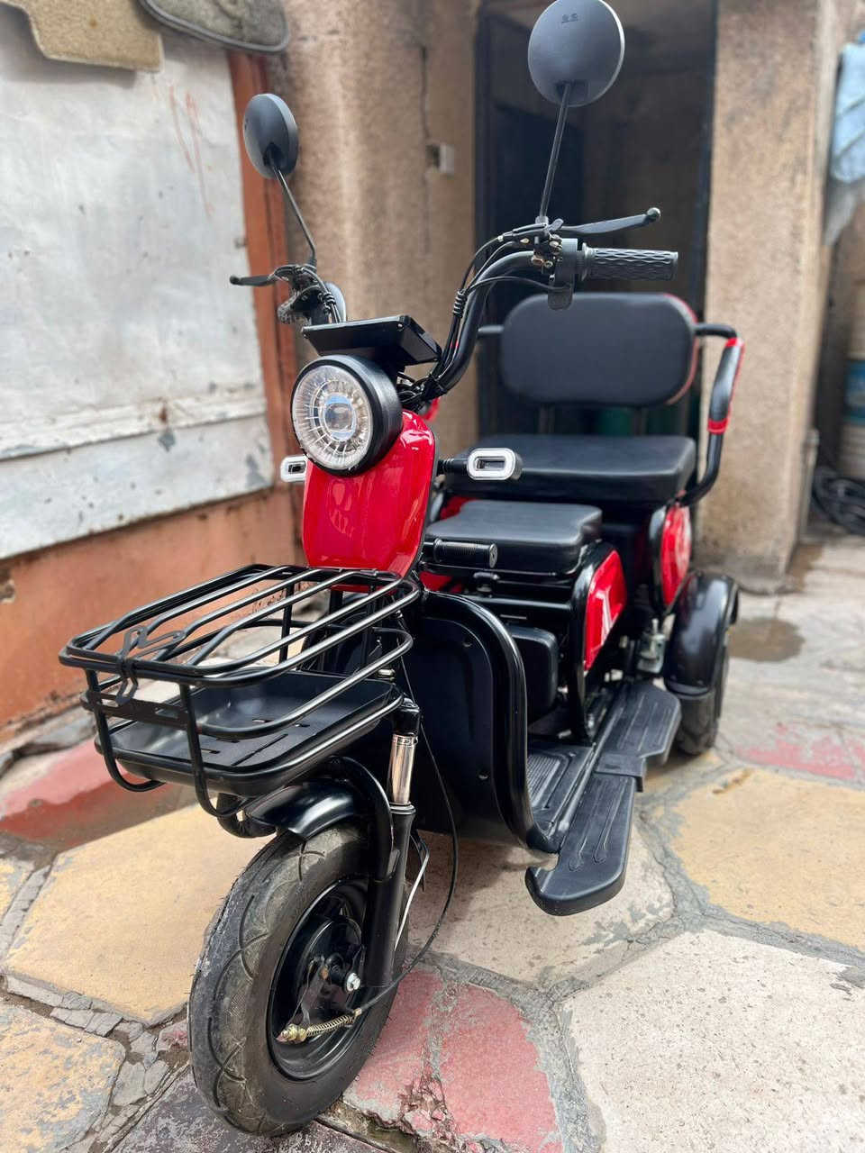 سلام عليكم دراجه شحن ثلاثه تايرات لبيع والمراوس شعندك نزل


**إذا كنت صاحب هذا الإعلان وتريد حذفه لأي سبب، رجاءا أرسل رسالة إلى الدعم الفني**