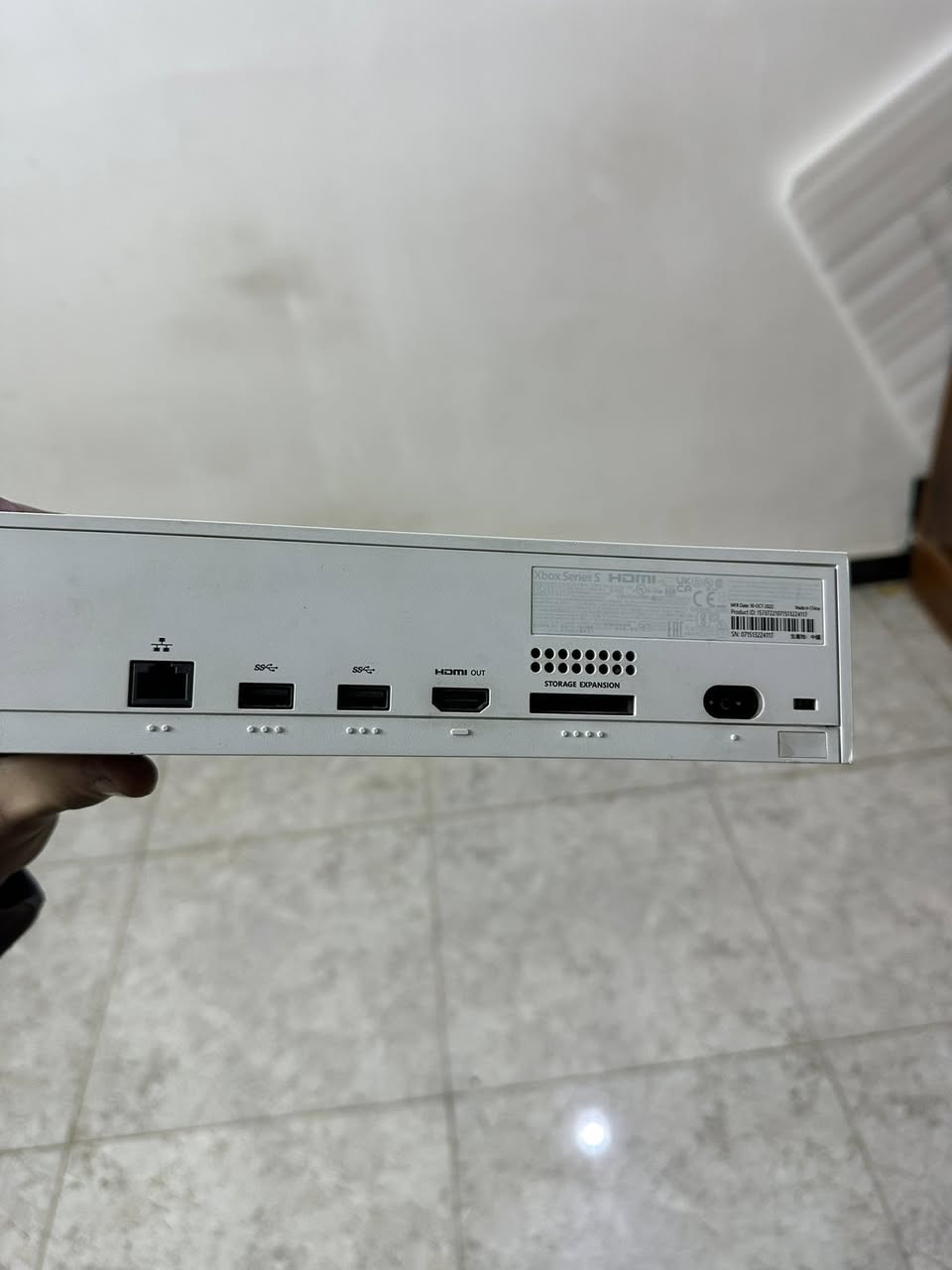 اكسبوكس سيريس اس للبيع 
كامل ملحقات ماعدى الكارتونة 
جوستك عدد ٢ وحدة كيم سير ووحدة الاصلية غير شغالة جاي العب وطفت فجأة 
وياه جوستك كيم سير بعدها جديدة استخدام كلش قليل السعر 365 
عندي جهاز ثاني سيريس اس للبيع ايضاً الي يريد تفاصيل يتواصل خاص او واتساب *********** 
العنوان بغداد الحسينية الراشدية
