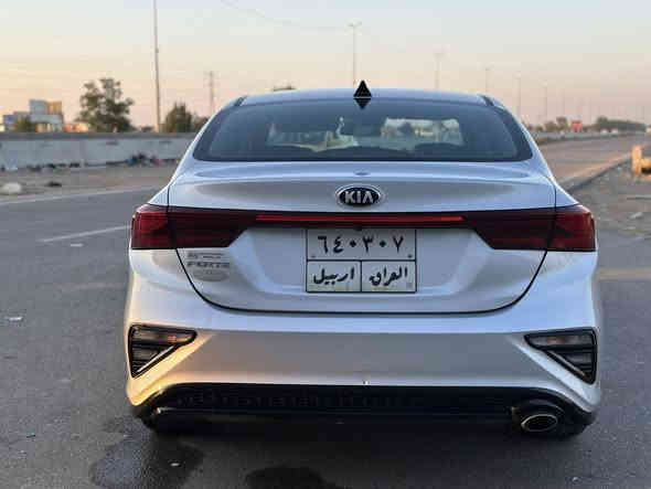 سلام عليكم 
كيا فورتي ٢١ 
حادثها بنيد وجاملغ اصلي شاديلها 
فول تحكمات رادار مانع نزلاغ وكذا
شاصي لغد ايرباك كفاله 
كير محرك خير من الله
سعر ١٣٨ وبيها مجال ***********
